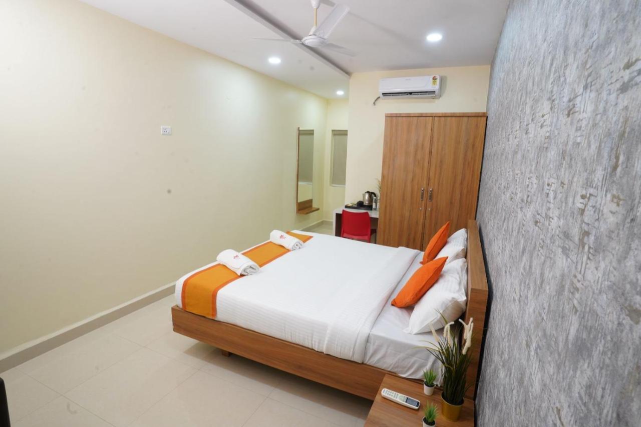 Iris Atnest Madhapur - A Business 3*