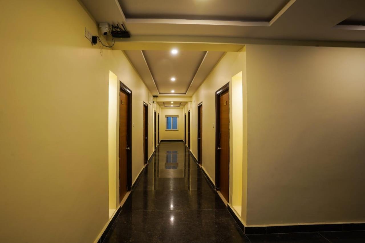 Iris Atnest Madhapur - A Business Hotel