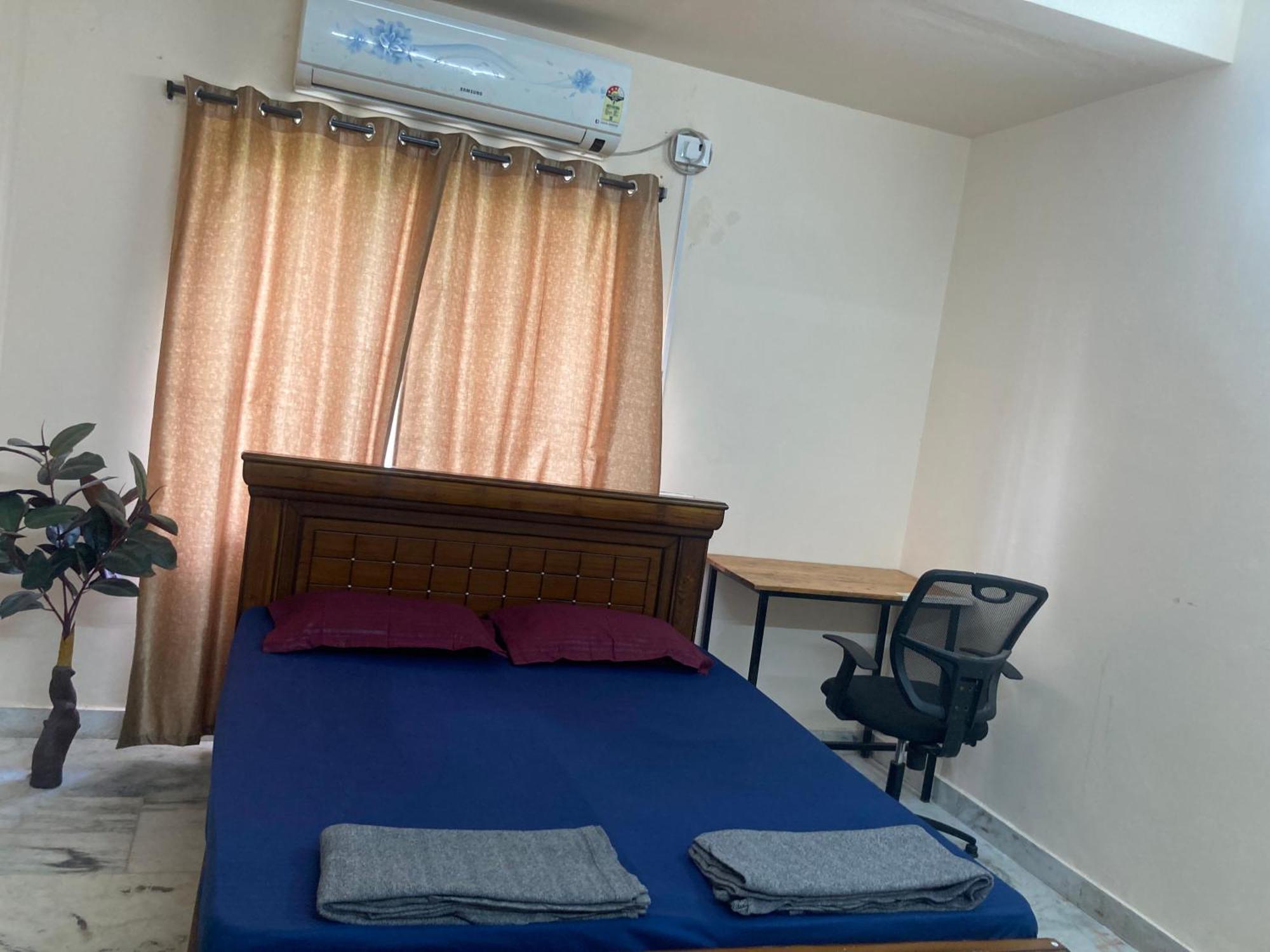 Elysium Hostel