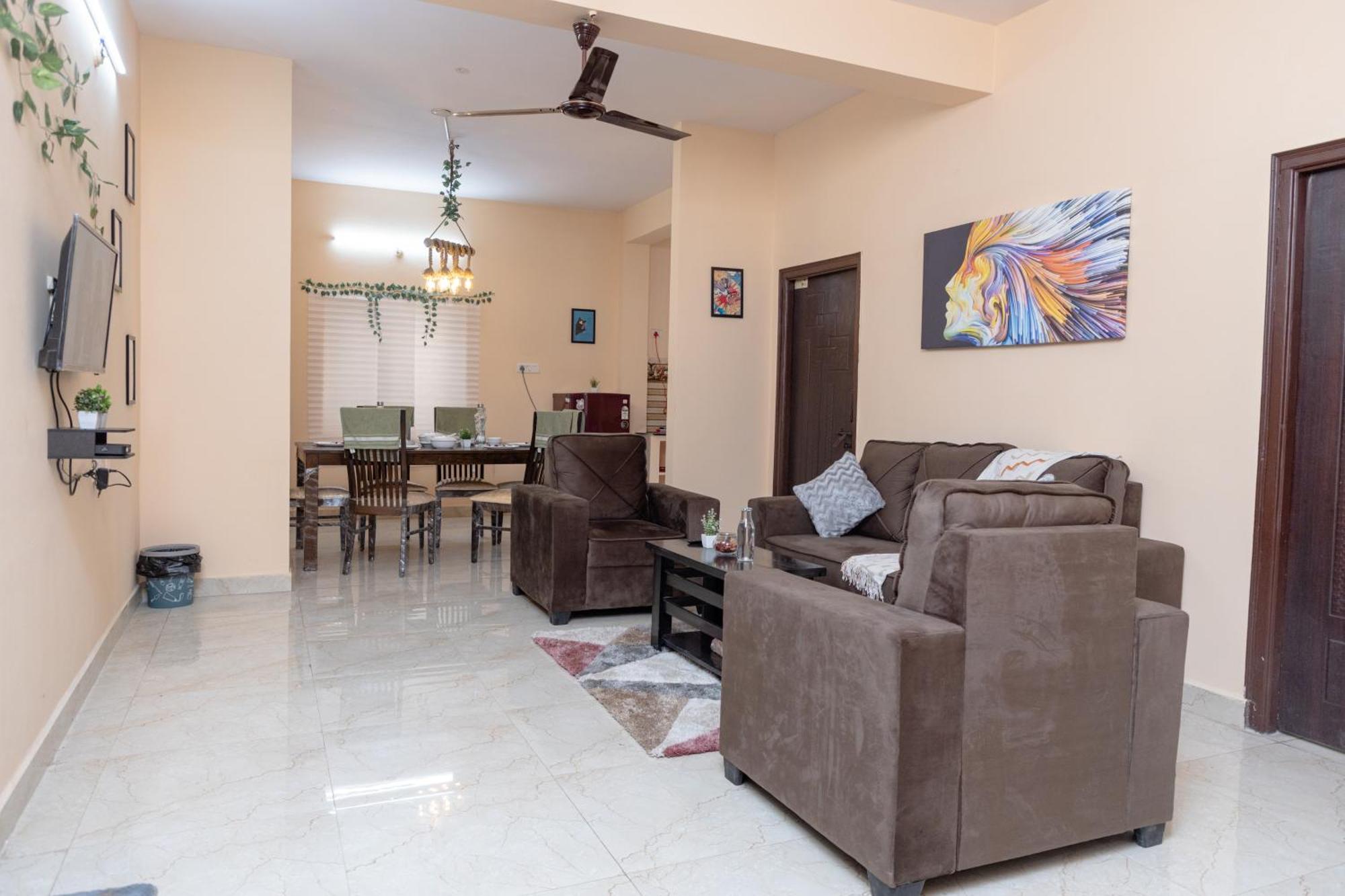 Apartment Charter 3bhk Luxurious Flat In Manikonda