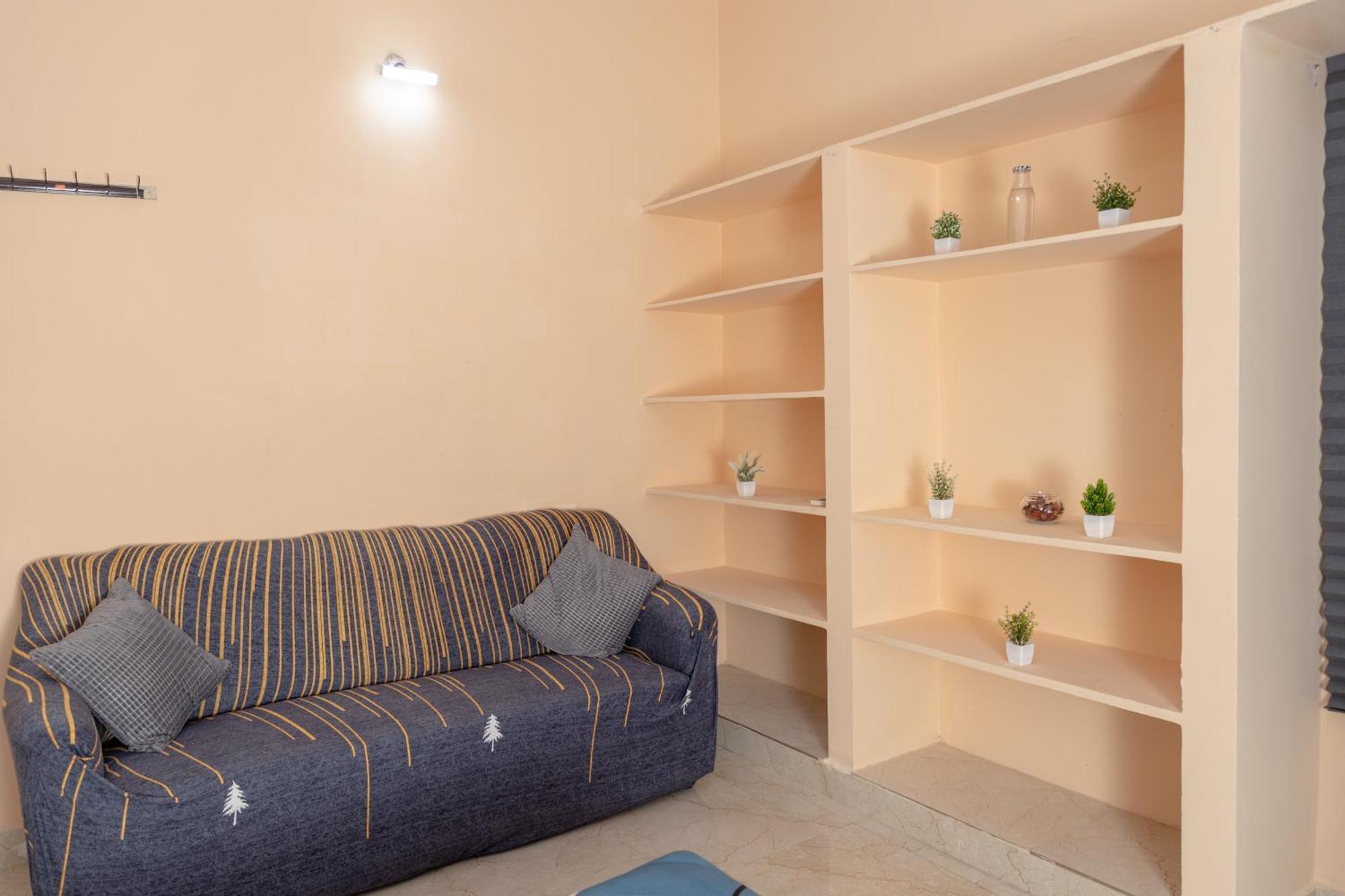 Charter 3bhk Luxurious Flat In Manikonda Apartment *