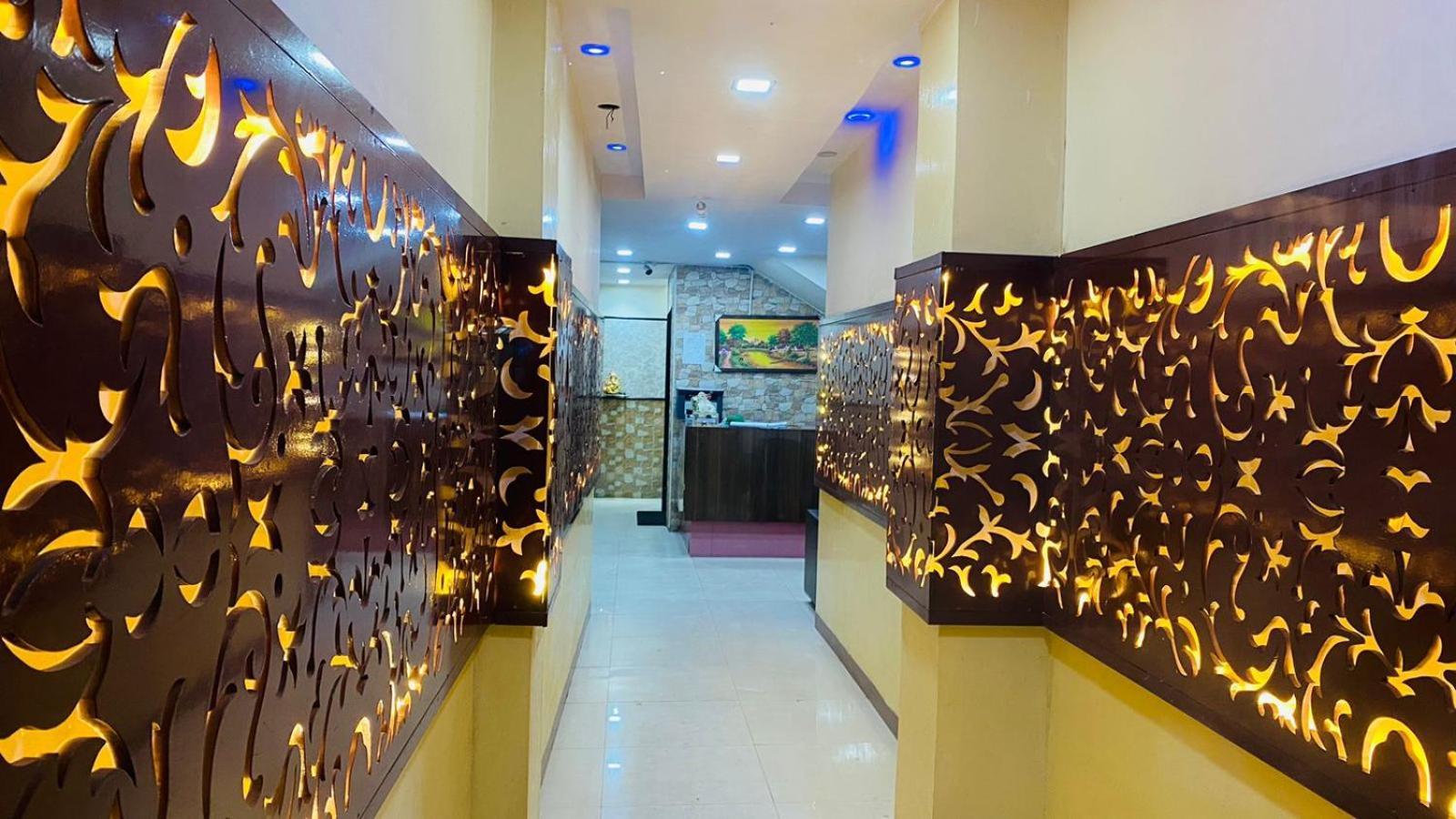 Hotel Golden Meridian *