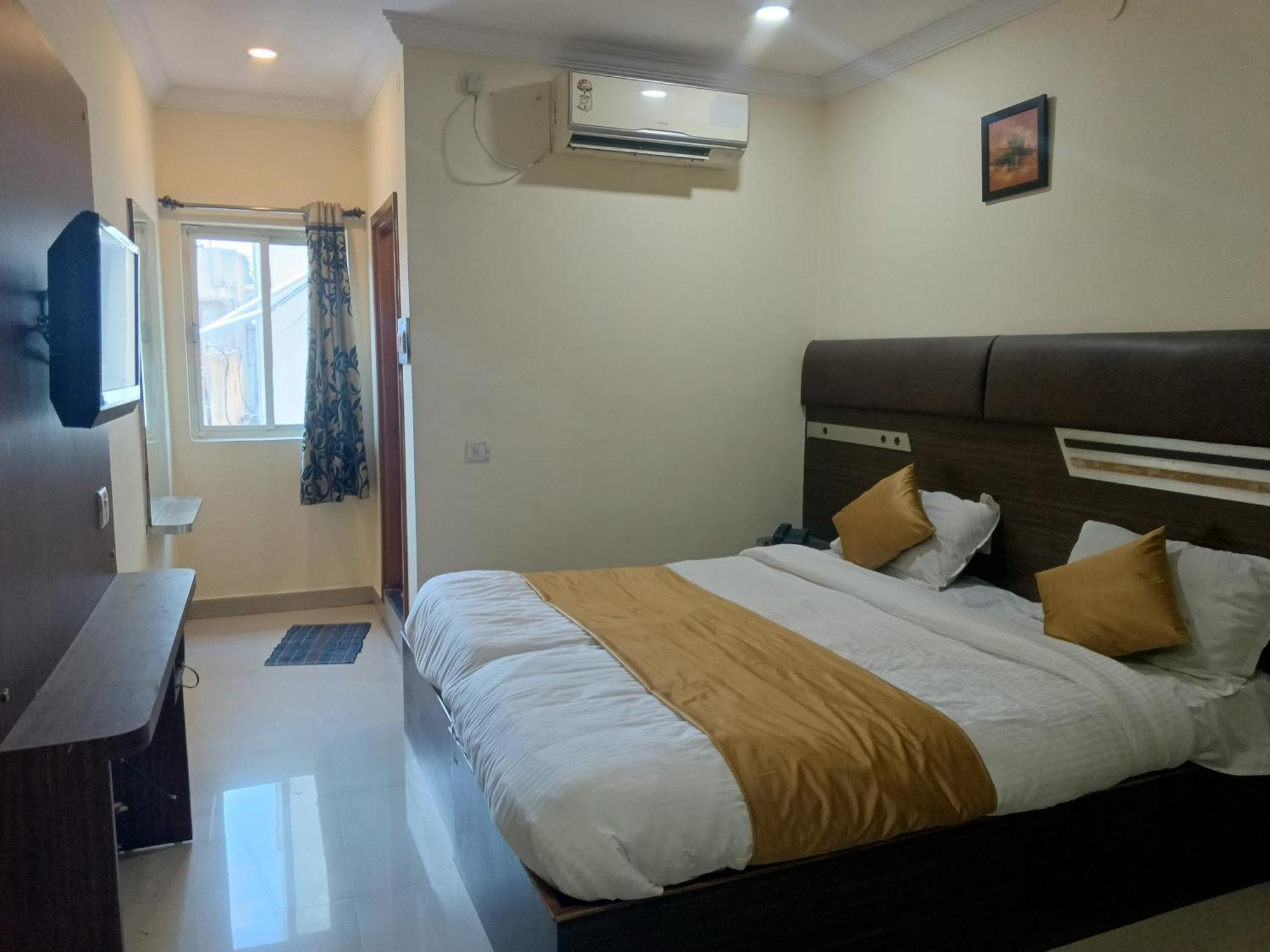Golden Meridian * Hyderabad