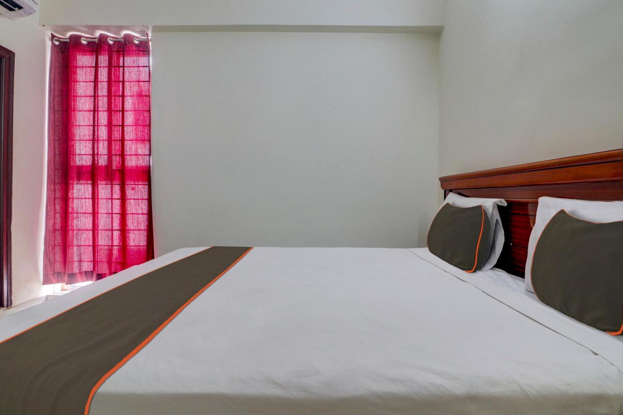 Hotel Super Collection O Manikonda