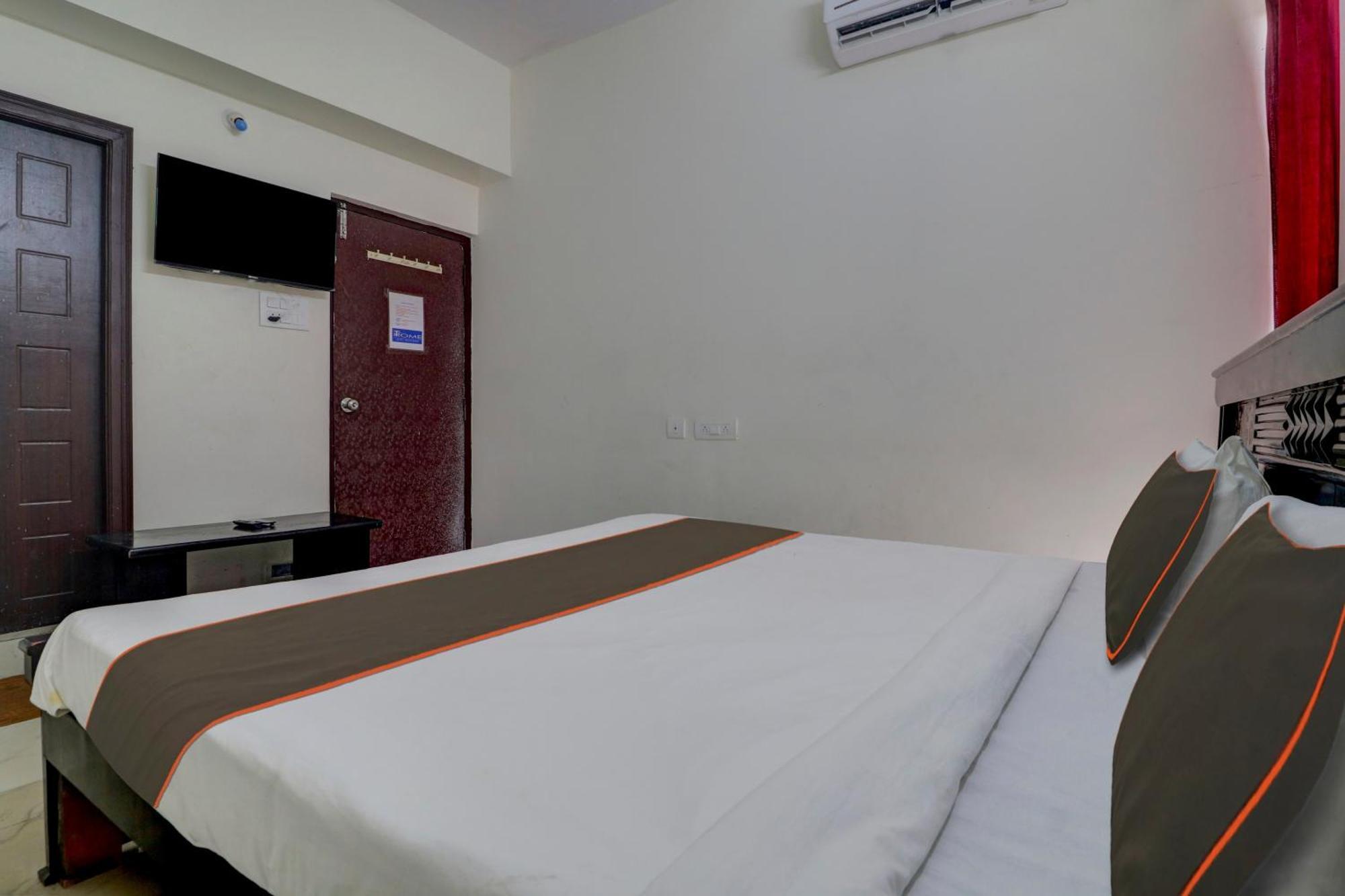Super Collection O Manikonda Hotel Hyderabad