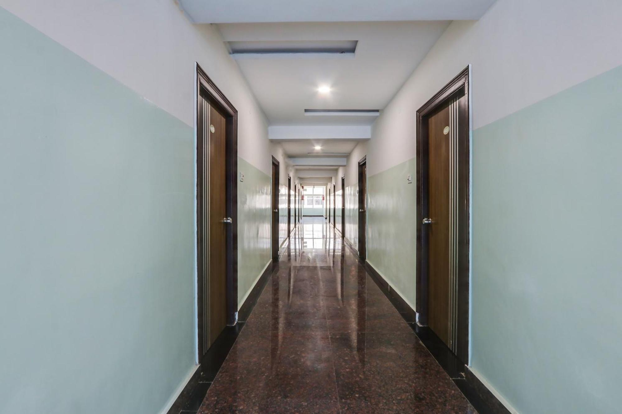 Collection O Bhagyalakshmi Hotel 4*