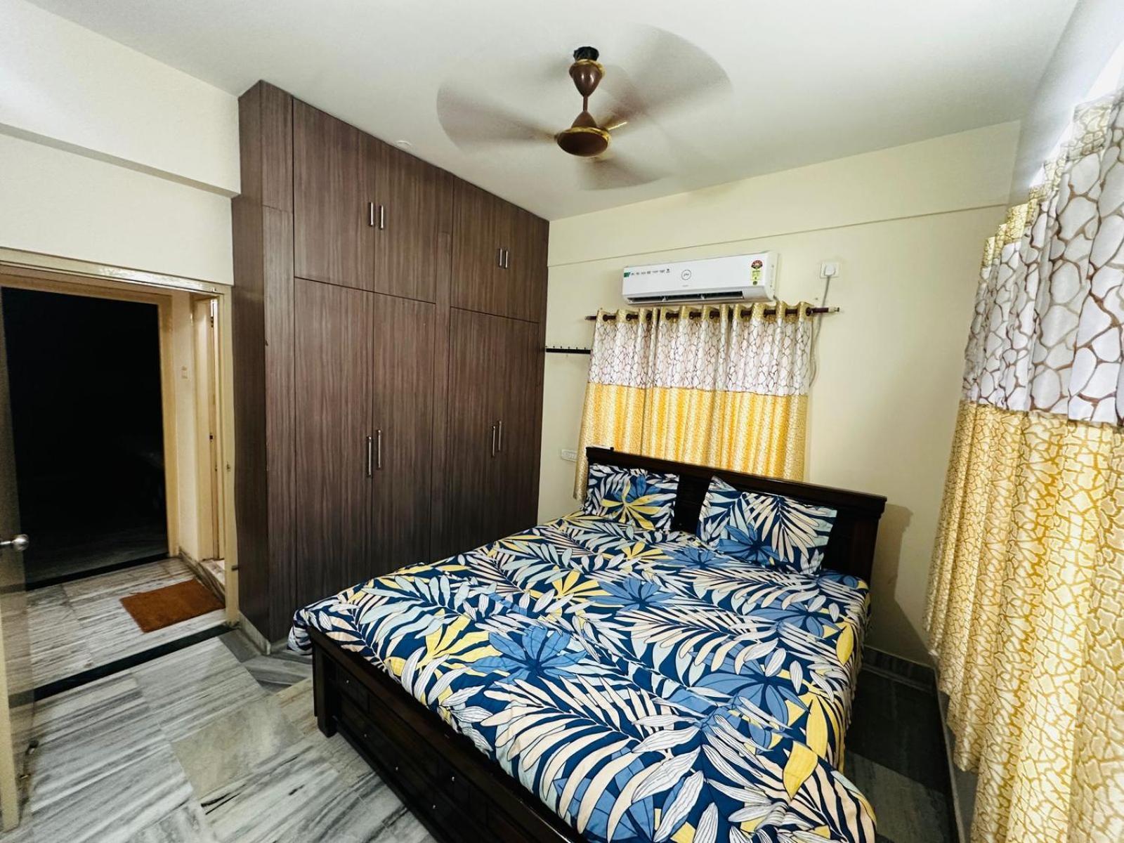 2bhk With Parking In Kukatpally Apartment