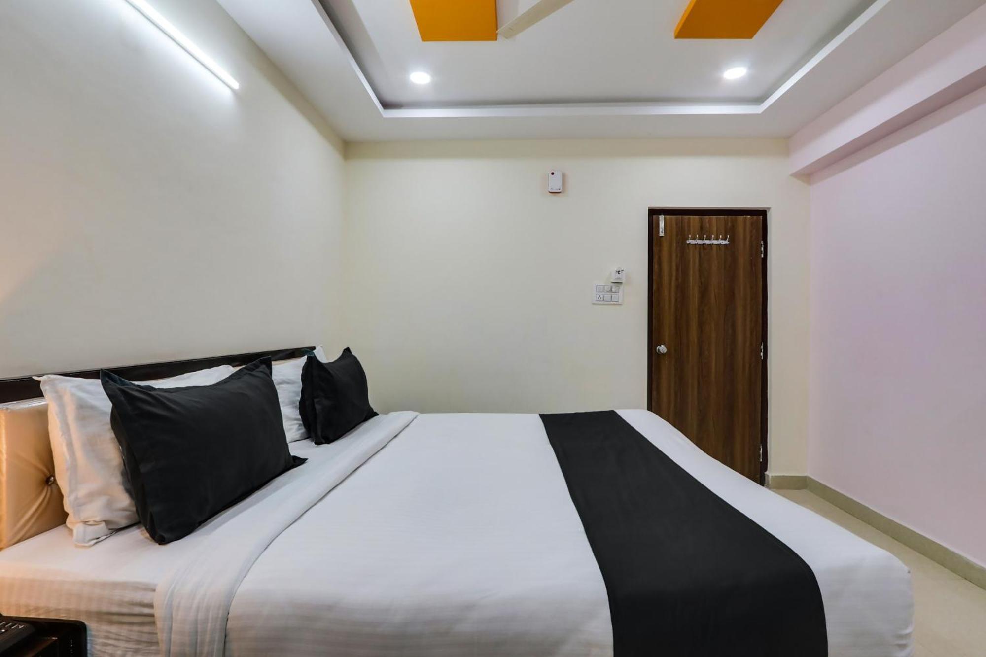 Hotel Collection O Bhagyalakshmi 4*
