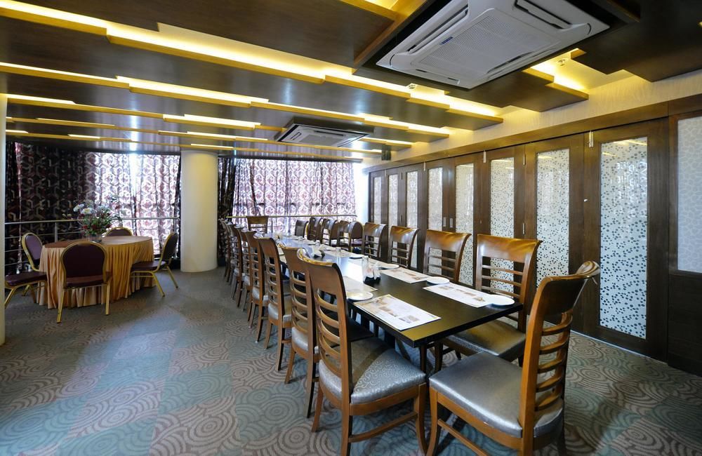 Oyo Premium Kothapet Hotel Hyderabad