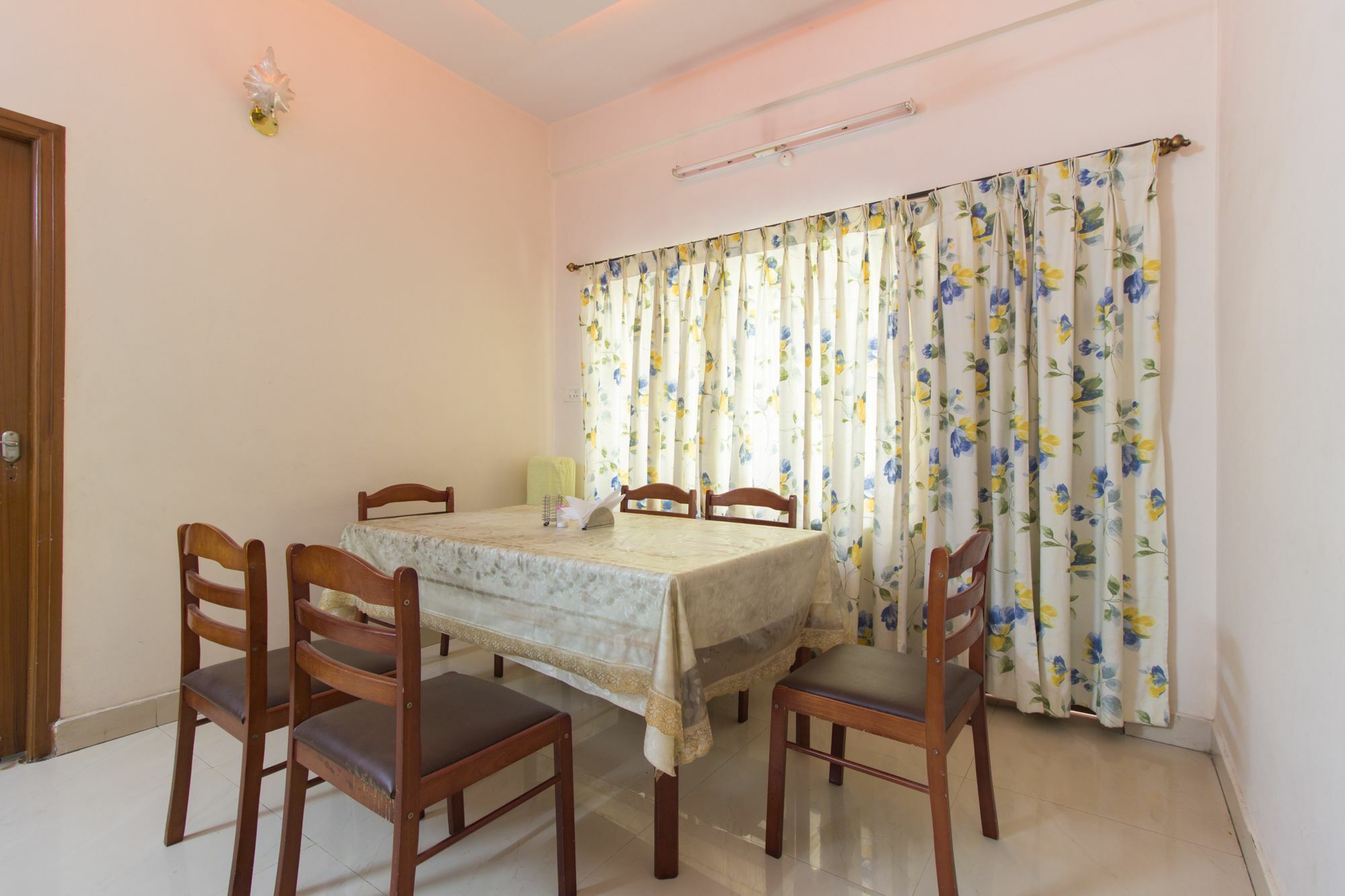 Hotel Fabhotel Karishma Homes Begumpet
