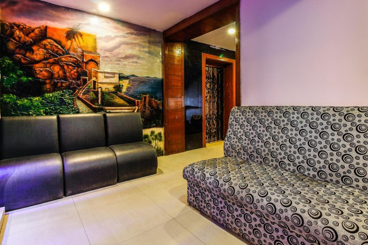 Oyo 65797 Adda Hotel Hyderabad
